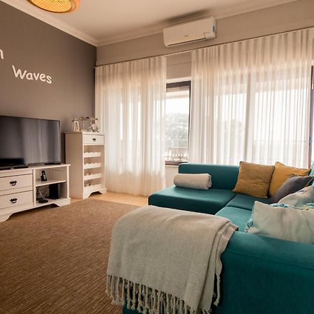 Beach Waves Apartment Ponta Delgada  Bagian luar foto